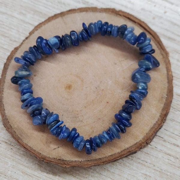 Bracciale Con Elastico in Chips Cianite Blu