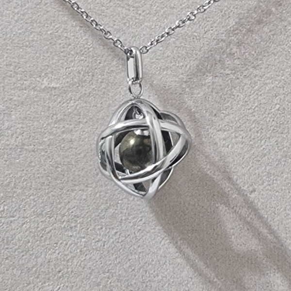Collana genesa in acciaio free nikel con pietra in pirite