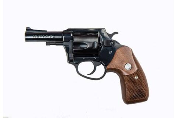 Charter Arms Bulldog Blued/wood 5rnd 3in  44spl