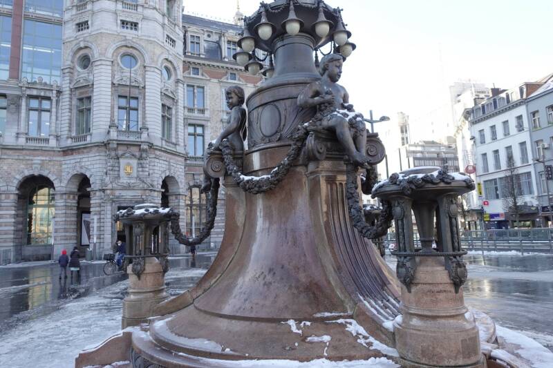 Beeld nabij Antwerpen Centraal
