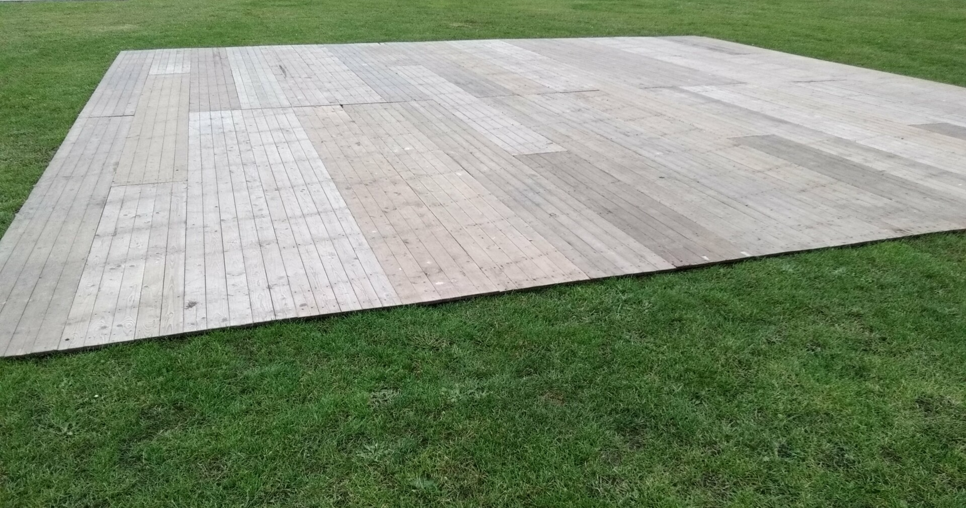 Houten vloer huren Limburg