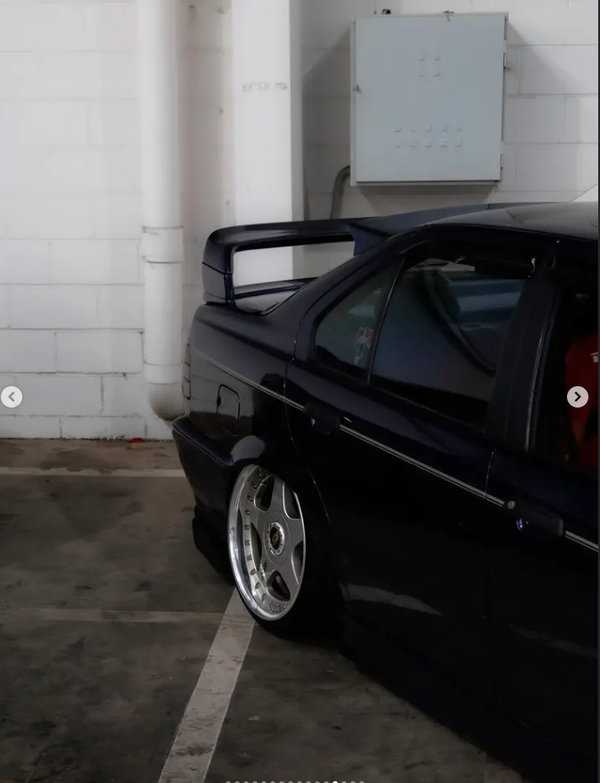 BMW E36 Sedan Roof Wing
