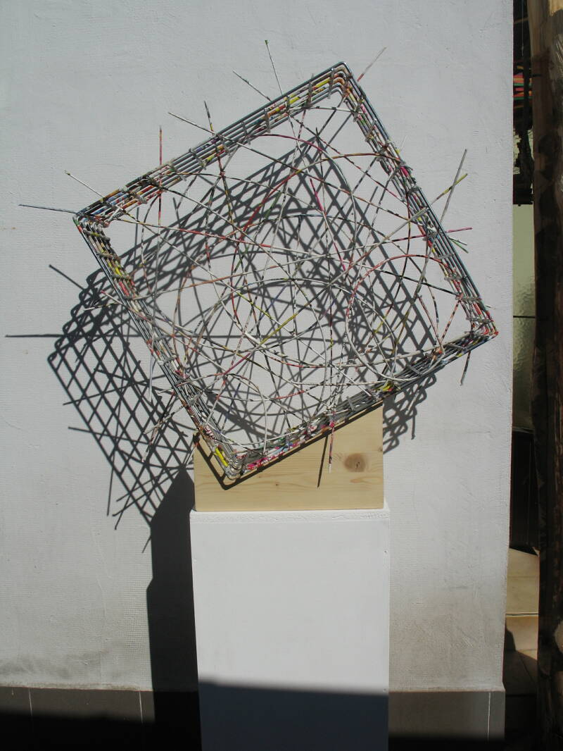 Usula Etzlinger-Staf / Pappierobjekte / Homage an Gutenberg / Reflex