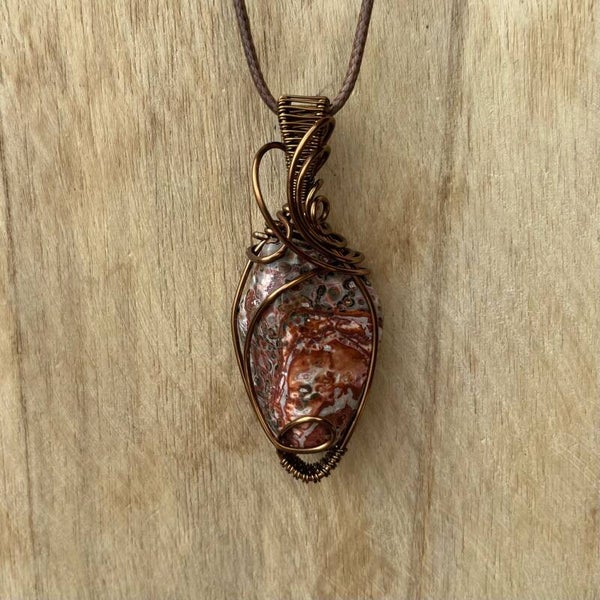 Wire wrapped Leopard Jaspis hanger (handgemaakt)