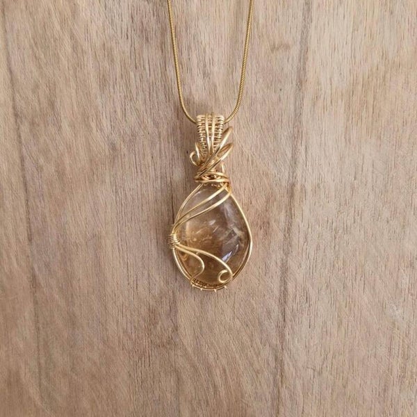 Wire wrapped Gebrande Amethist hanger (handgemaakt)