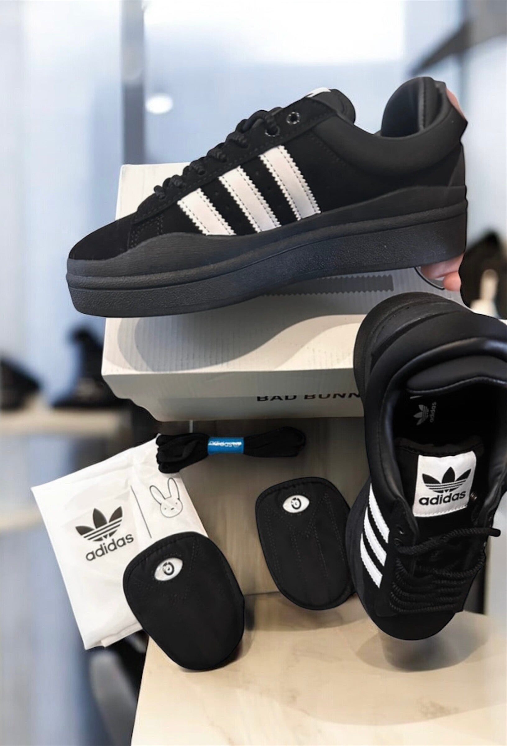 Basket Adidas ,femme (39)