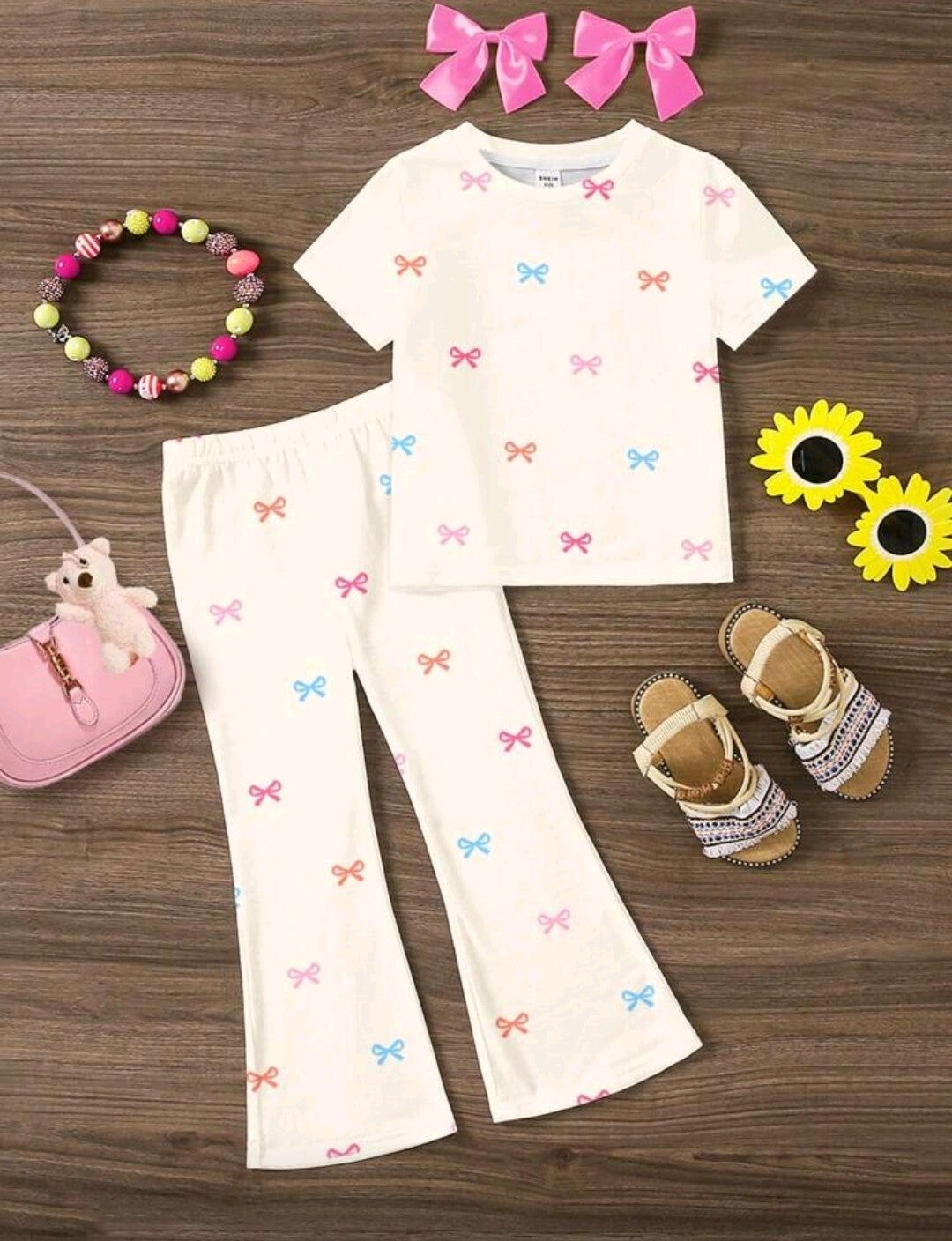 Komplet dziewczęcy.