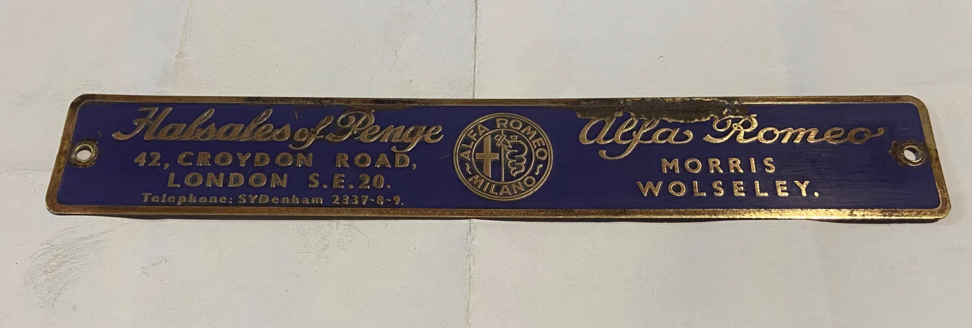 oude dealer-/werkplaats-plaat van Alfa Romeo.