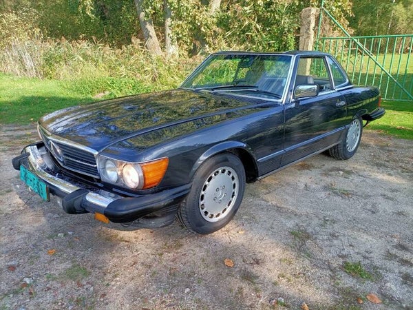 Mercedes benz 560sl 1988