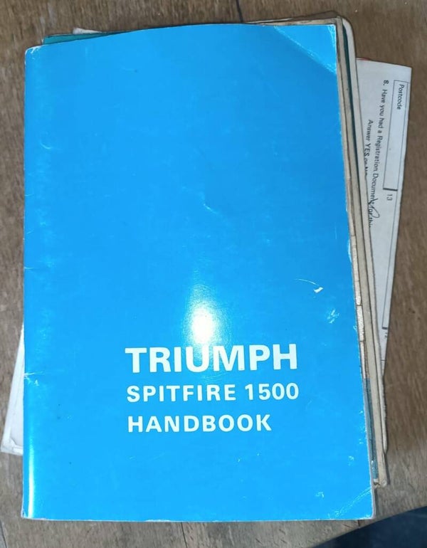 Triumph spitfire 1500 owners handbook