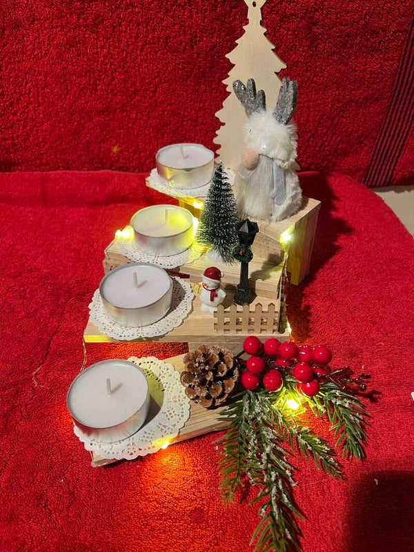 Adventsgesteck als Treppe