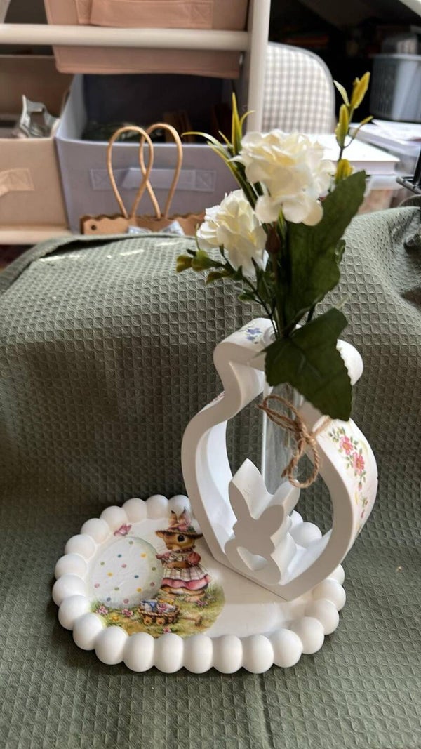 Oster- Vase