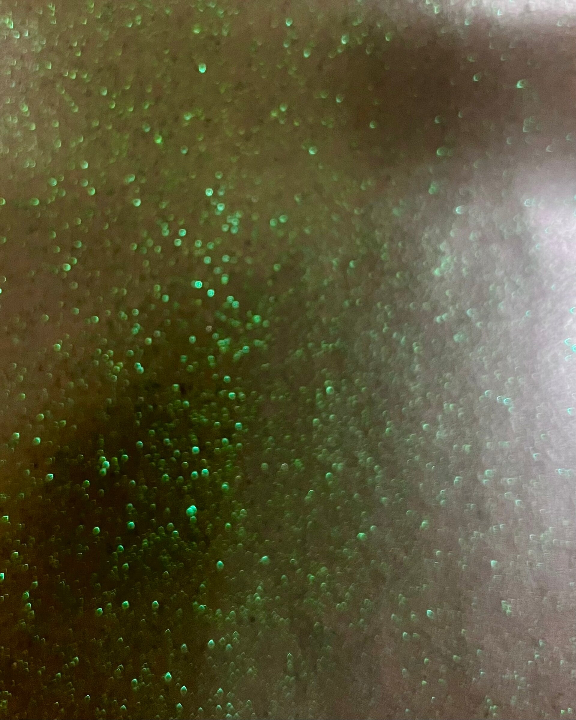 Pumpkin/Green-Black Flake