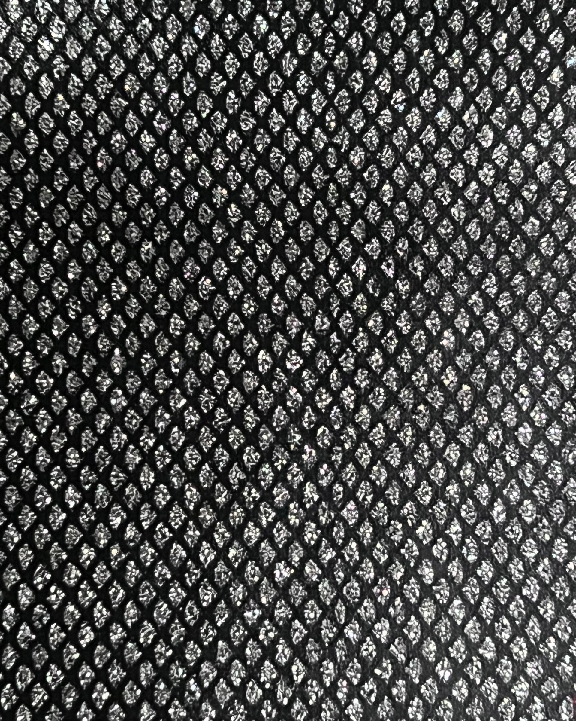 Black/Silver Diamond