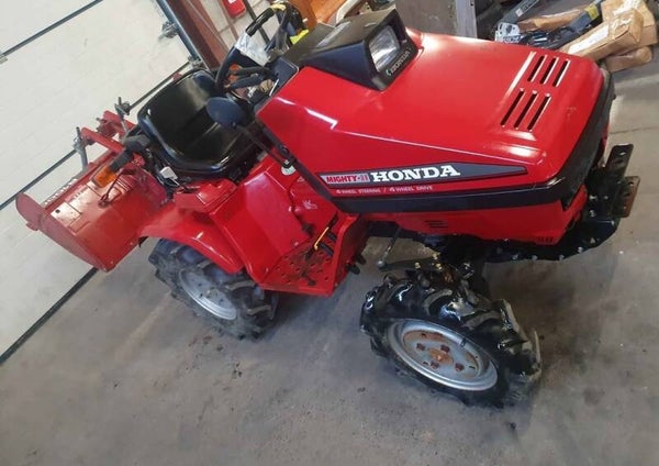 Lot 173-264 Tracteur avec fraise