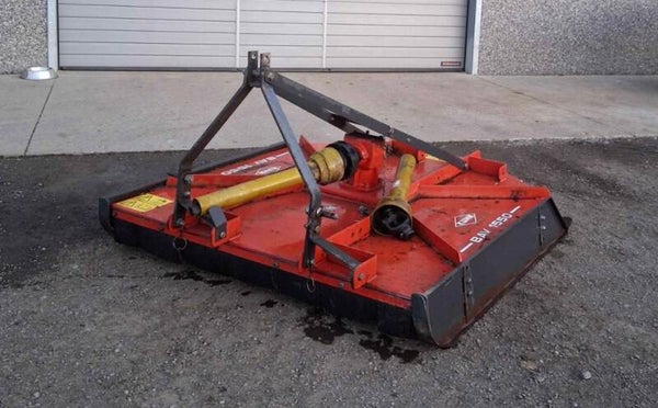 Lot 124-264 Faucheuse de refus Kuhn BAV 1550