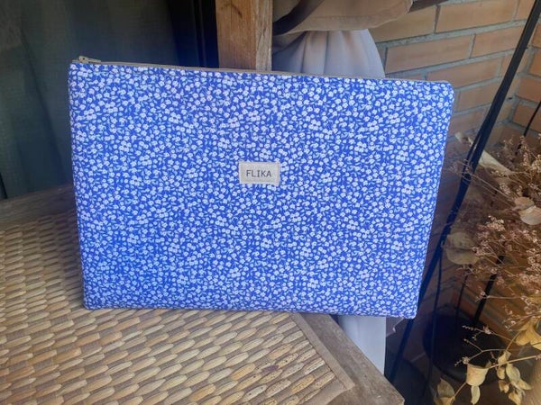 Funda de ordenador flores azules