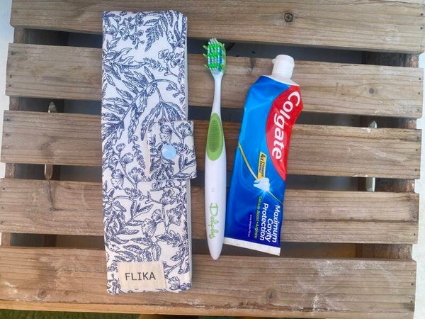 Funda cepillo dientes flores azul