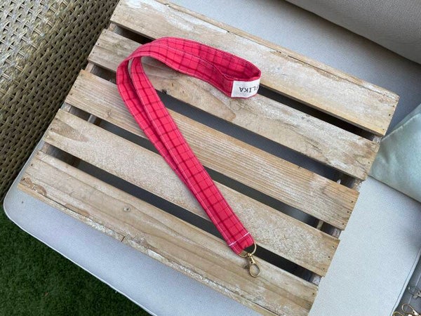 Yarda llavero cuadros rosa fuerte