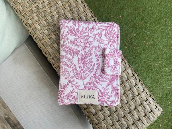 Funda pasaporte flores rosa