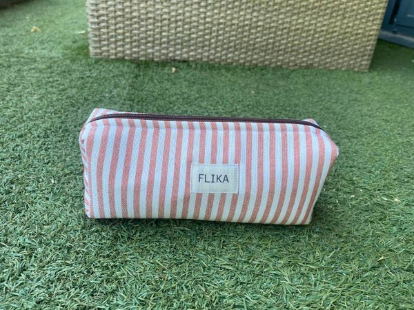 Estuche rayas color reja