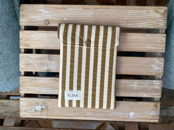 Funda de Kindle rayas marrones y blancas