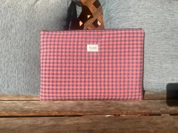 Funda de ordenador vichy rosa