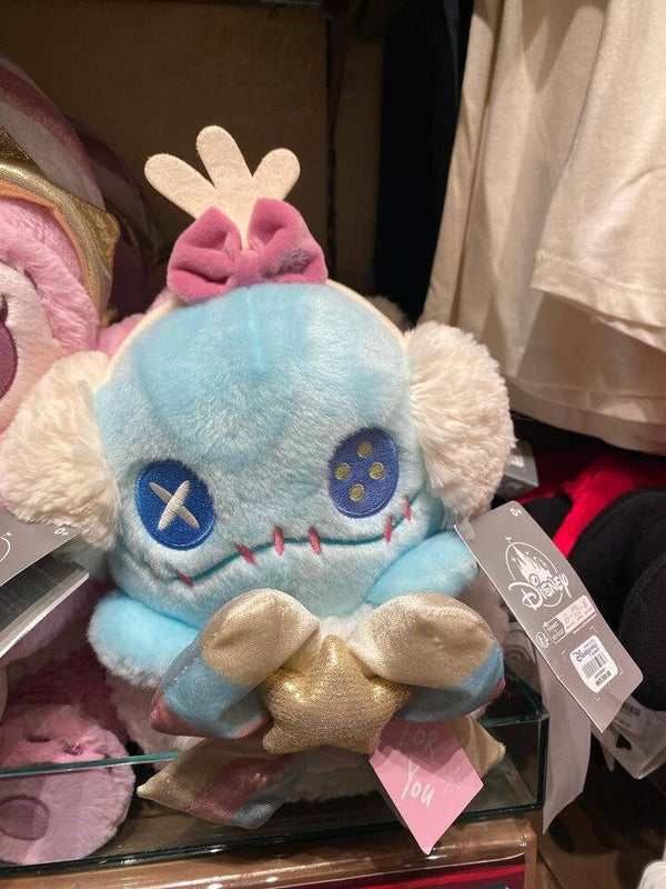 Scrump christmas plush - Hong Kong Disneyland