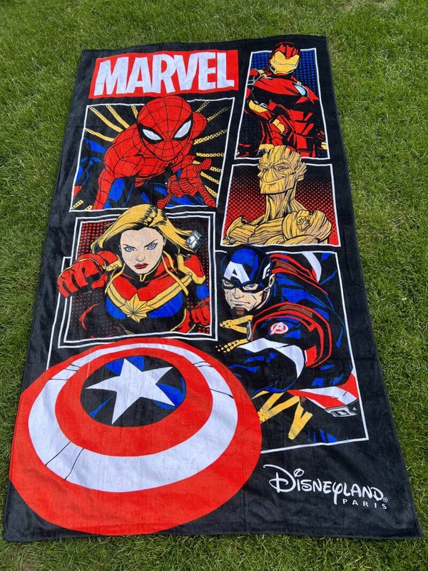 GROTE MARVEL HANDDOEK 2M x 1M