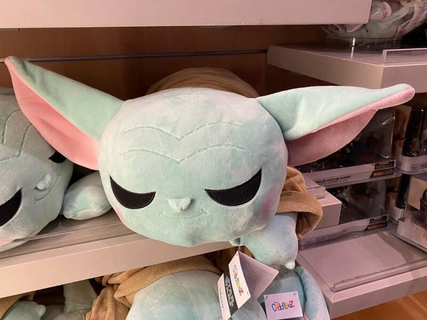 Big plush grogu - cuddleez - disneyland paris