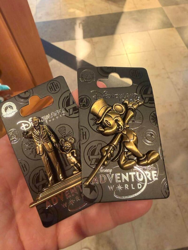 Pin set Adventure world - DLP