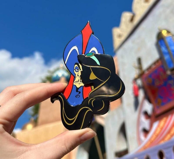 Limited jafar jumbo pin - Disneyland Paris