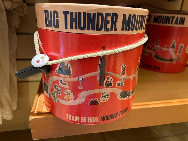 Wooden play set blocks - big thunder mountain - Disneyland Paris