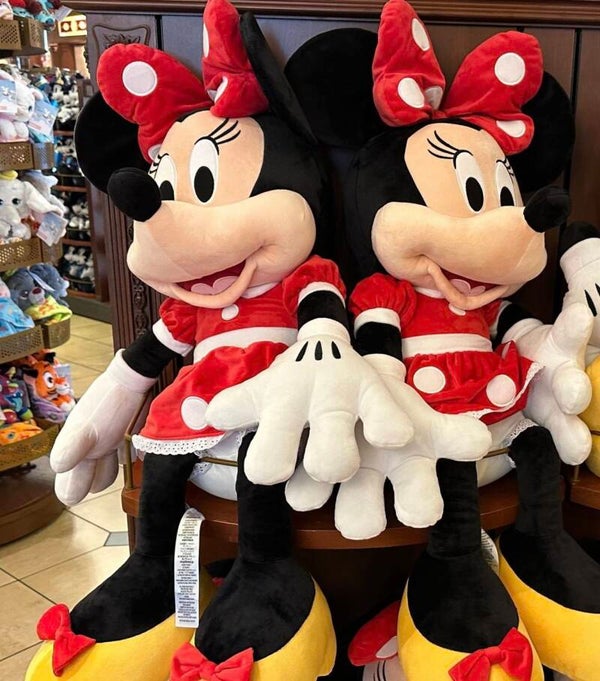 XXL minnie mouse plush - DISNEYLAND PARIS