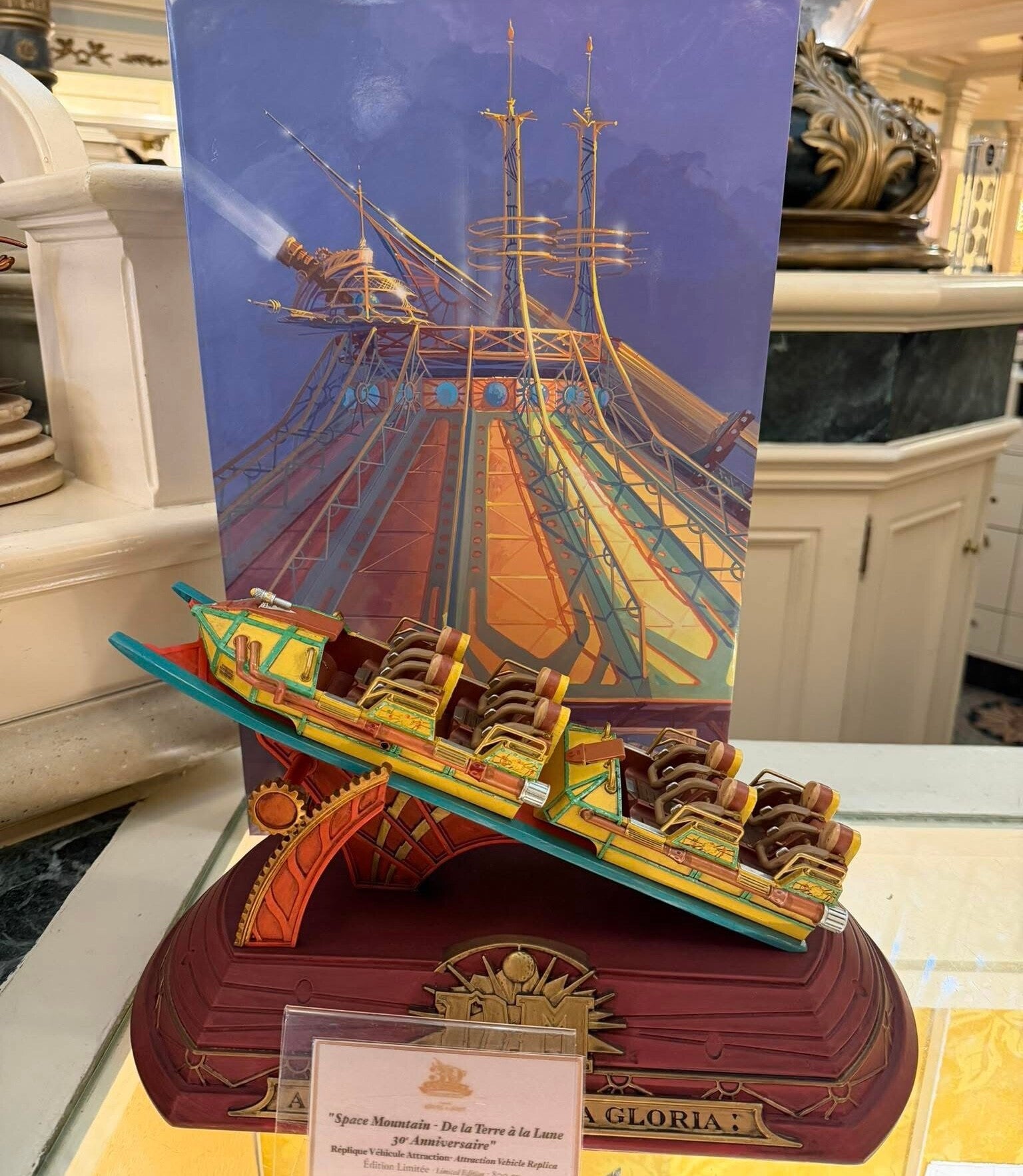 Space mountain figurine Kevin & Jody limited edition 800 - DLP