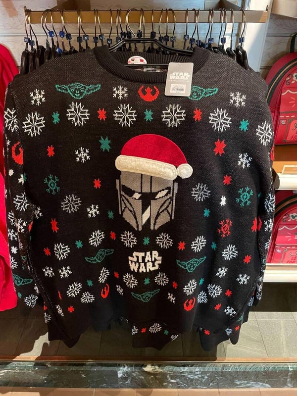 mandalorian Christmas sweater - Disneyland Paris
