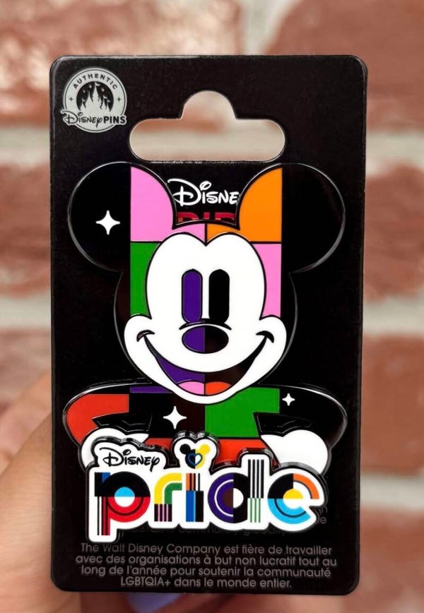 Mickey pride pin 2025 - Disneyland Paris