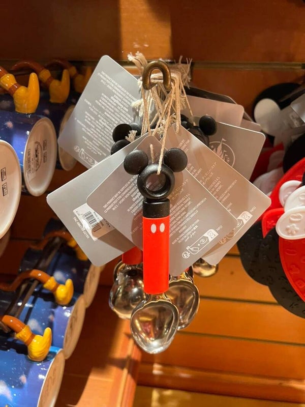 MICKEY MOUSE ICE SCOOP - DISNEYLAND PARIS