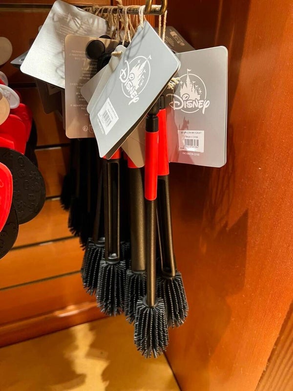 MICKEY MOUSE KITCHEN BRUSH - DISNEYLAND PARIS