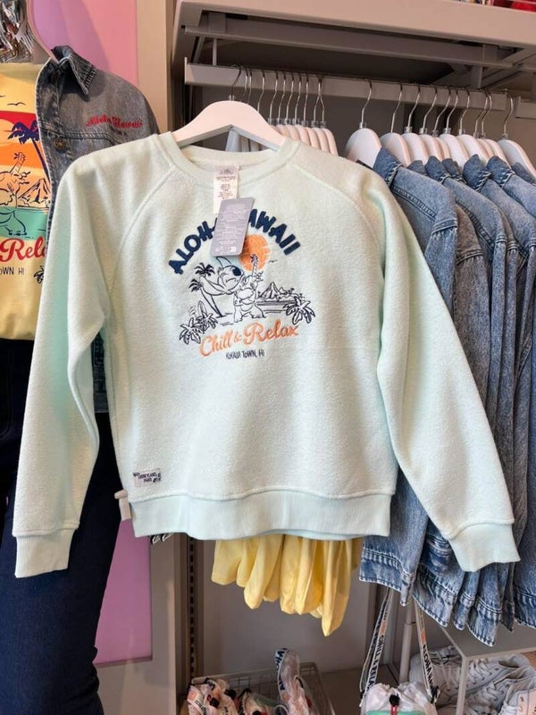 Stitch summer - chill & relax adults sweater soft green - Disneyland Paris