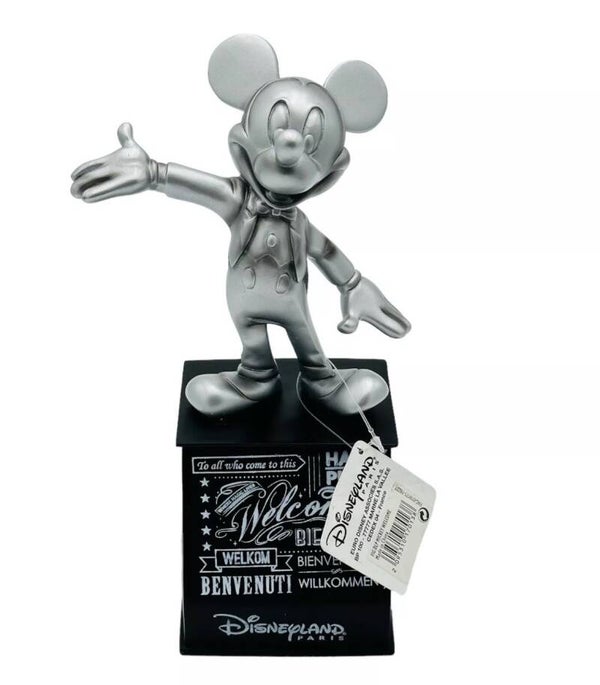 Walt Disney Studio’s silver mickey figurine - Disneyland Paris