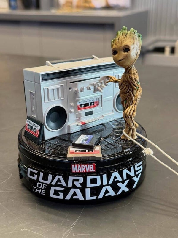 Groot & radio small figurine - DLP