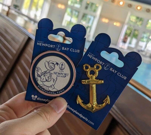 Newport bay pins - Disneyland Paris