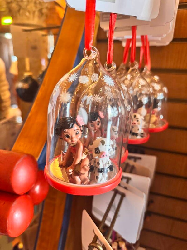 Baby moana & pua - glass ornament - Disneyland Paris