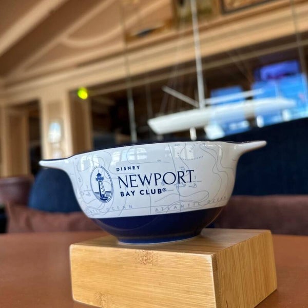 Newport bay bowl - Disneyland Paris