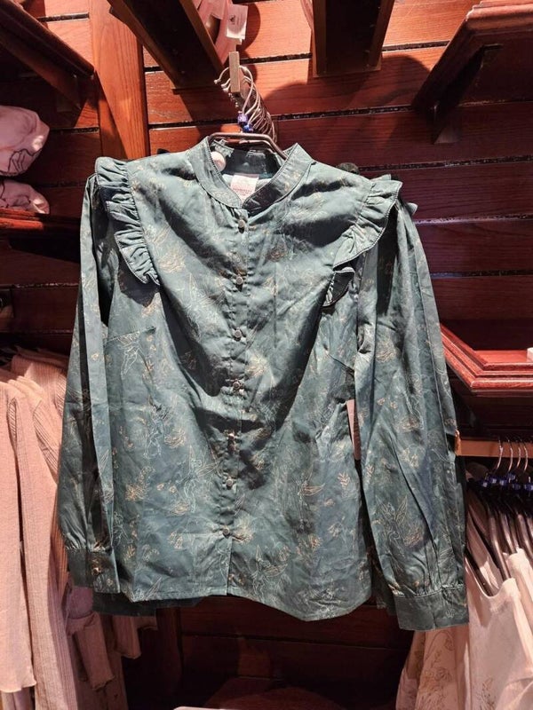 Green shirt - pastel tinkerbell collection - Disneyland Paris