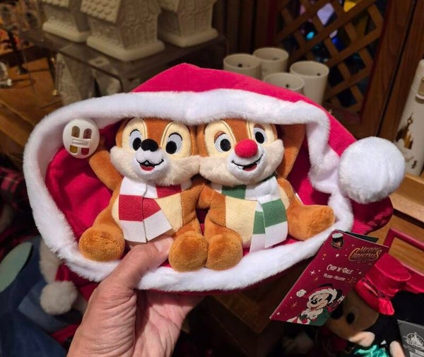 Chip & Dale in hat christmas plush - Disneyland Paris