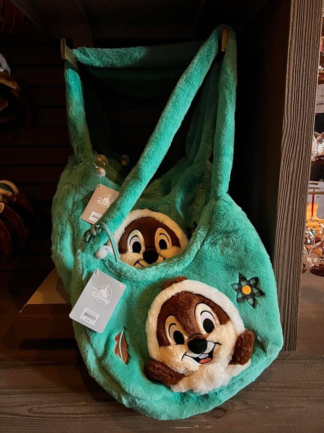 Chip & Dale winter outfit - shoulderbag fluffy - Disneyland Paris