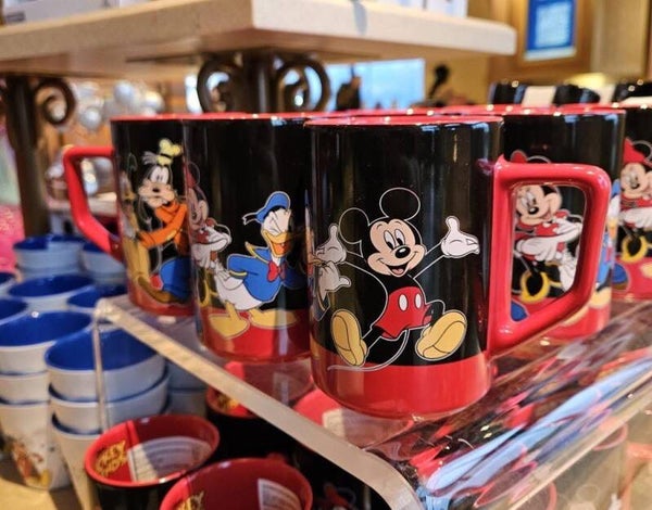 Mickey & friends black / red mug - Disneyland paris