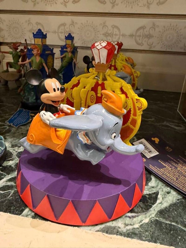 Mickey “ dumbo the flying elephant “ small figurine - DLP